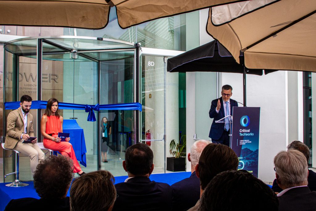 Cerimónia protocolar com entidades oficiais em Lisboa. Carlos Moedas a discursar.